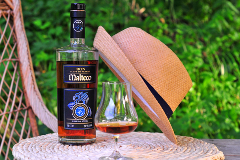 Malteco Reserva Añeja Suave 10Y – Panama u vás doma